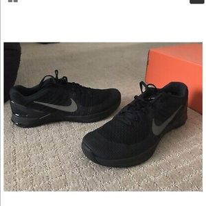 Men’s Nike Grip Metcon DSX FLYKNIT sz9.5